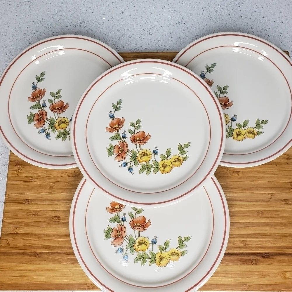 Set 4 Cornerstone by Corning Royal Garden Floral Pattern Lunch Plates Stoneware